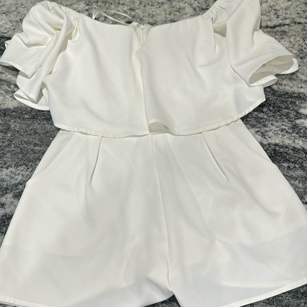 White romper NWT
